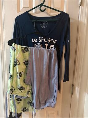 Miscellaneous bundle of loungewear